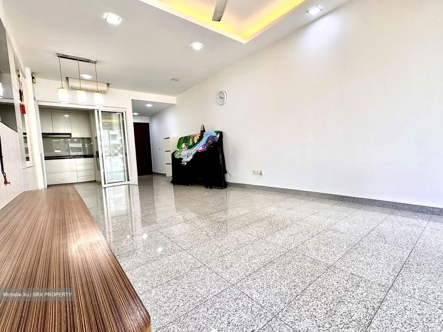 Grandeur 8 (D20), Condominium #574052601